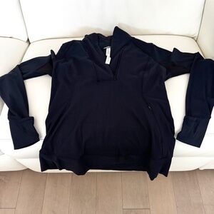 Lululemon Navy Slim pullover with half zip size 12